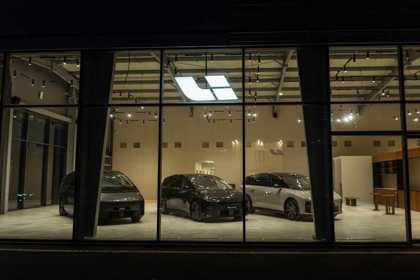 Li Auto ավտոսրահ